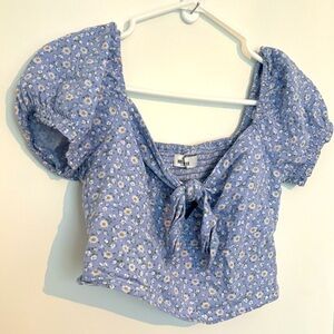 New without tag, Hollister Floral Crop Top